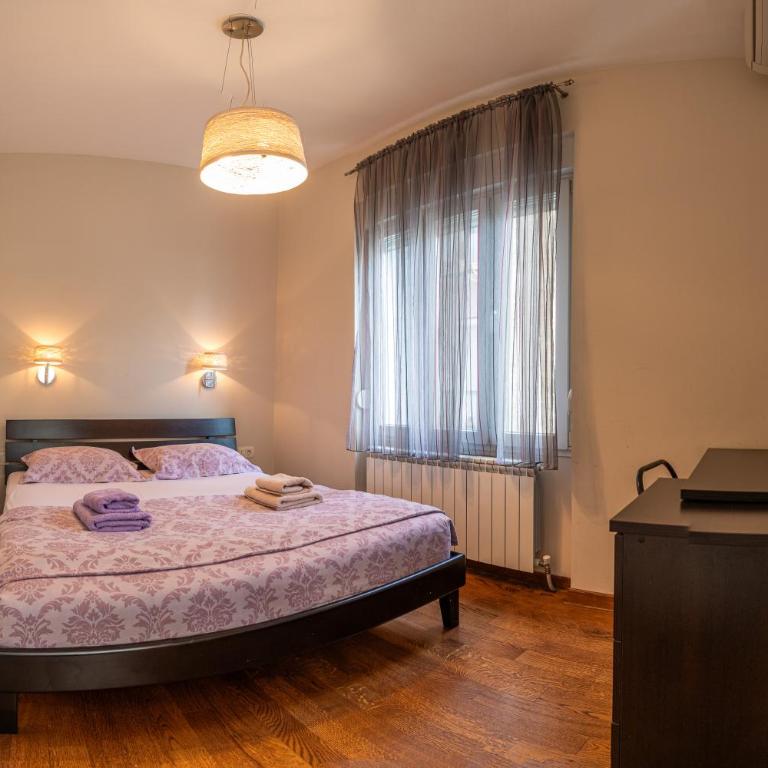 City Center Apartment - Apartman sa 2 Spavaće Sobe - 9