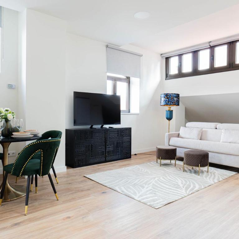 SUITE 1907 OVIEDO COLLECTION - Apartamento Superior Clásico - 2