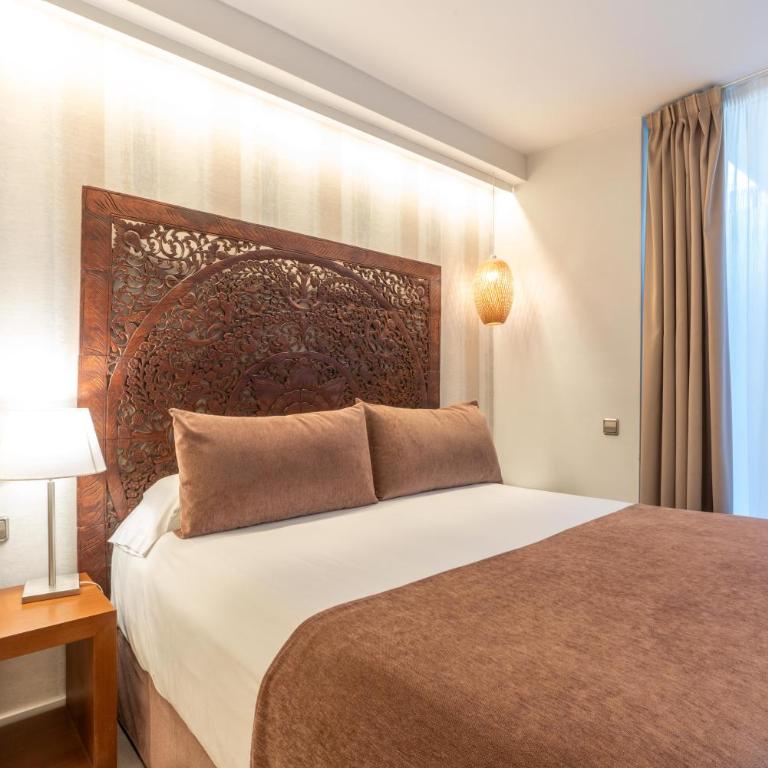 Serennia Fira Gran Via Exclusive Rooms - Habitación Triple - 4