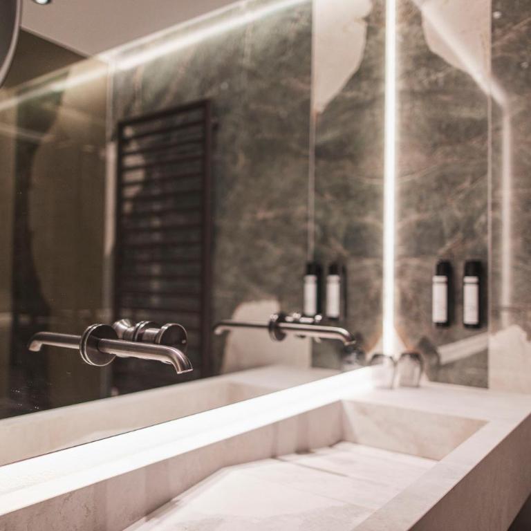 Hotel Lanerhof active/spa/balance - Suite con Vista Piscina - 3