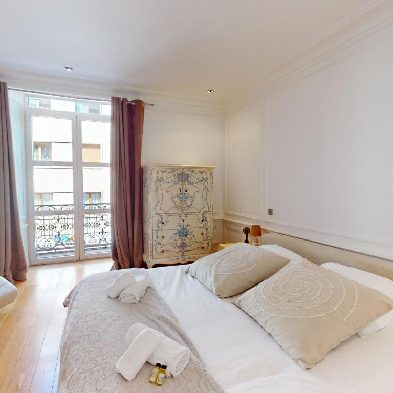 10 Faubourg des Annonciades - Apartamento - 51