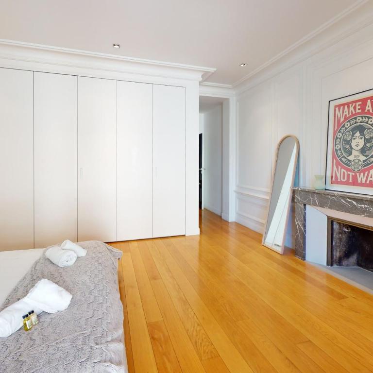 10 Faubourg des Annonciades - Apartamento - 54