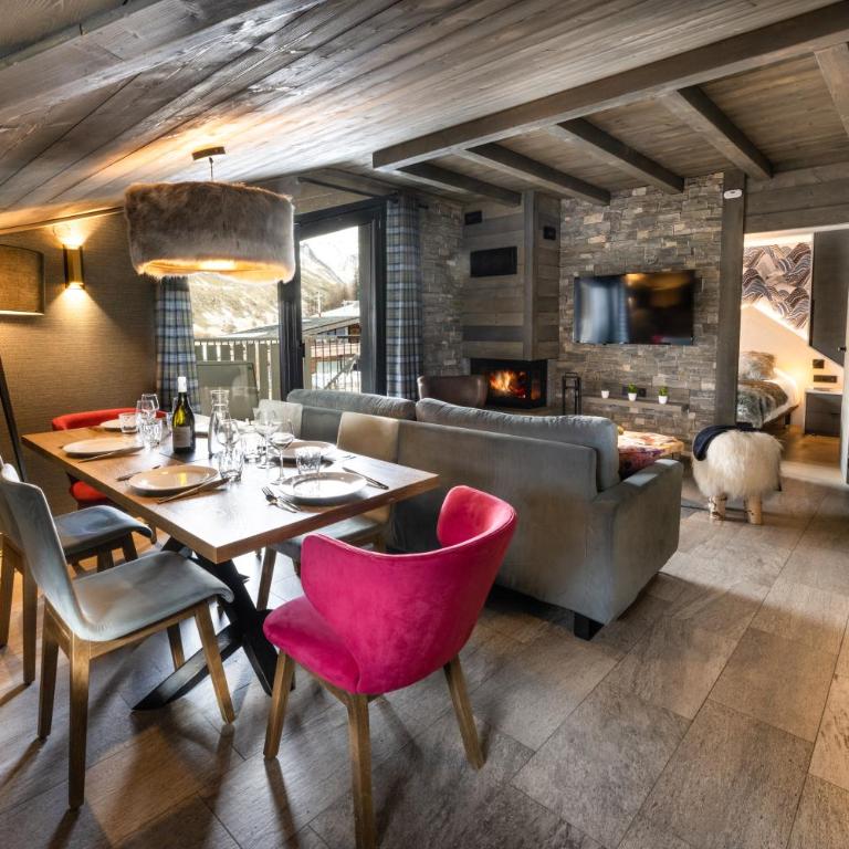Chalets Izia - Village Montana - Appartement 3 Chambres 6 Personnes avec Cheminée - 1