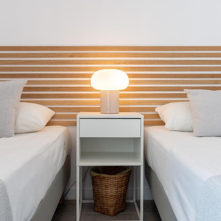 Dona Lola Renata front line beach duplex apartment with stunning sea views Close to Marbella - Mijas Costa - Apartamento Dúplex - 21