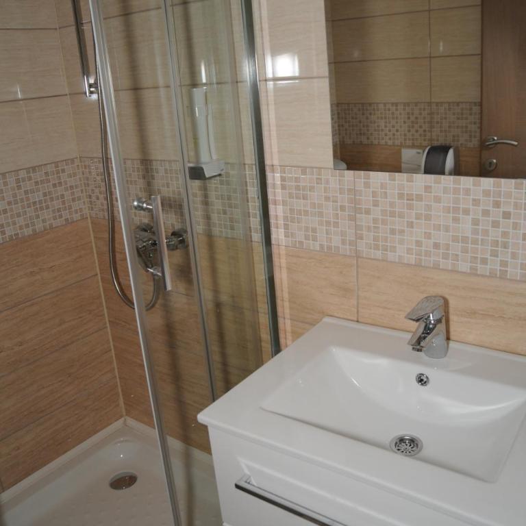 Hotel Hana - Single Room - 5