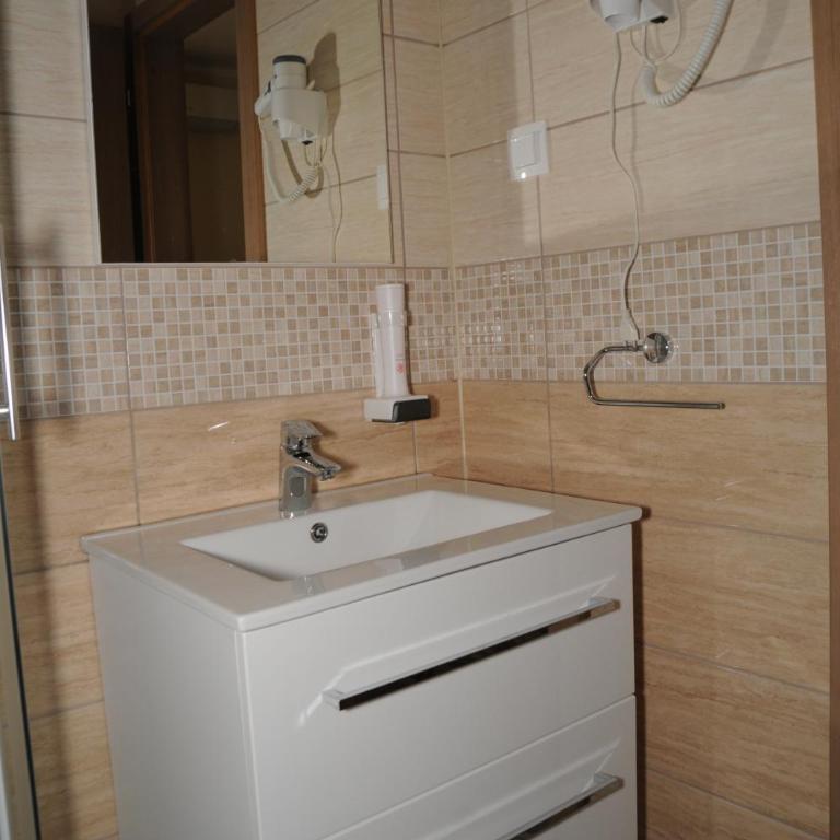 Hotel Hana - Double or Twin Room - 3