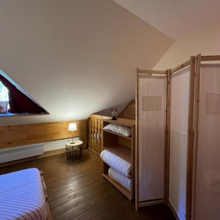 T2 Mezzanine à Pra-Loup 1500, 6 pers, Garage et Ski Box - Appartement 1 Chambre - 10