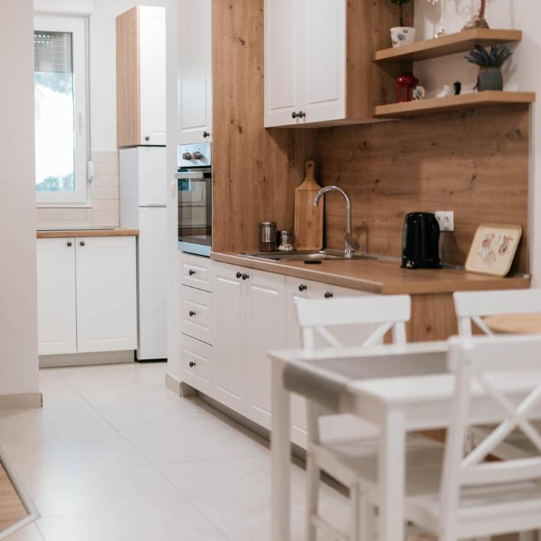 Bell Tower Apartment - One-Bedroom Apartment - 12
