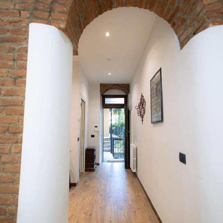 tHE Red Bricks Home - Tricolore San Babila - Appartamento con 1 Camera da Letto - 18