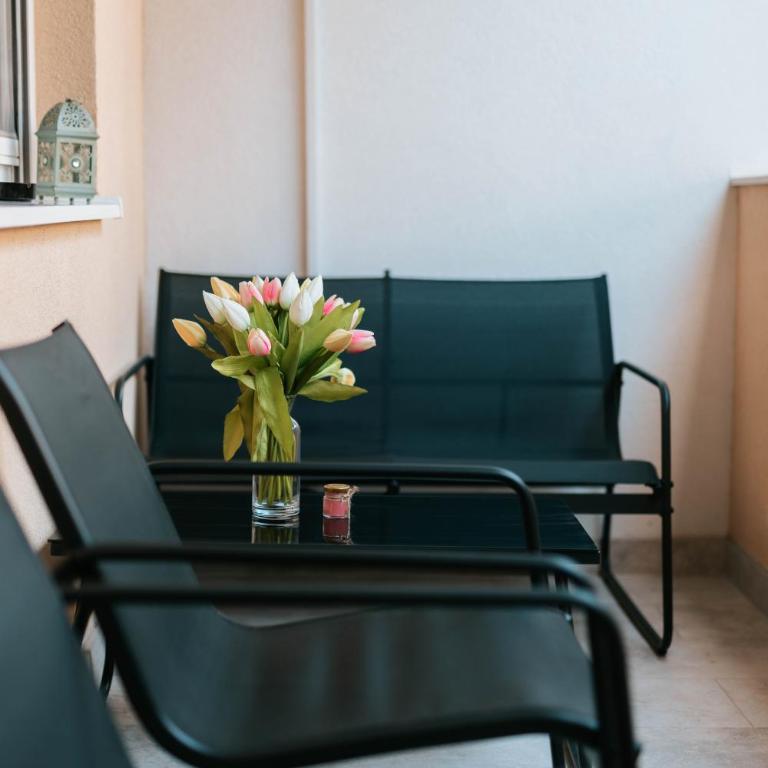 Bell Tower Apartment - One-Bedroom Apartment - 32