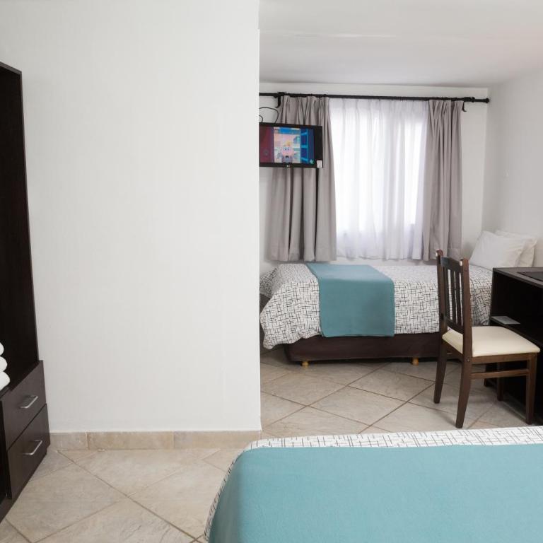 NBH Premier Hotel - Habitación Triple - 1