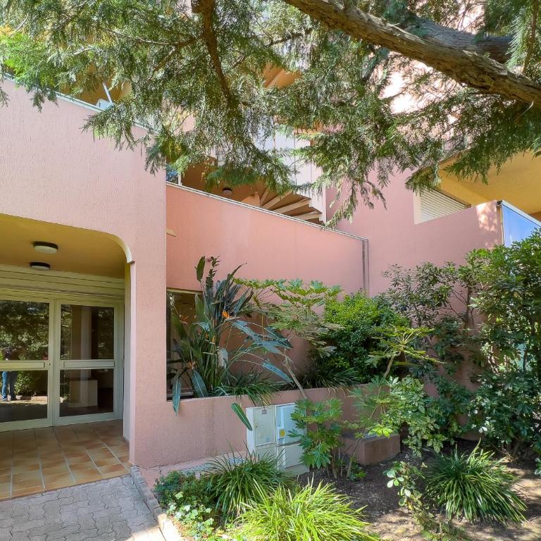 LA BADINE Appartement AirCo Pool for 4 By Sunset - Appartement - 48