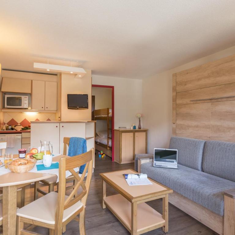 Résidence Pierre & Vacances Les Ravines - Studio avec Alcôve (4 Personnes) - 2