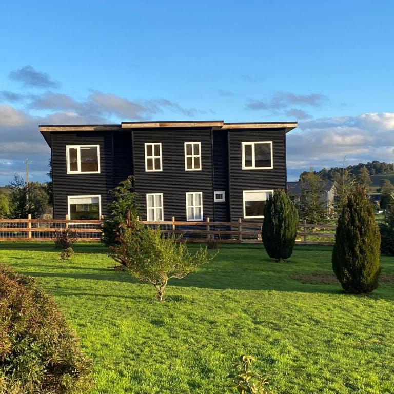 Cabañas Los Aromos de Puerto Varas - Casa de 3 dormitorios - 1