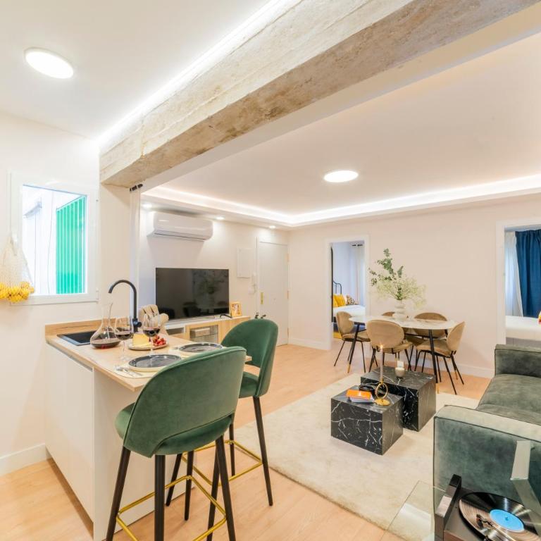 JetSet by Edsam - Three-Bedroom Apartment - 20