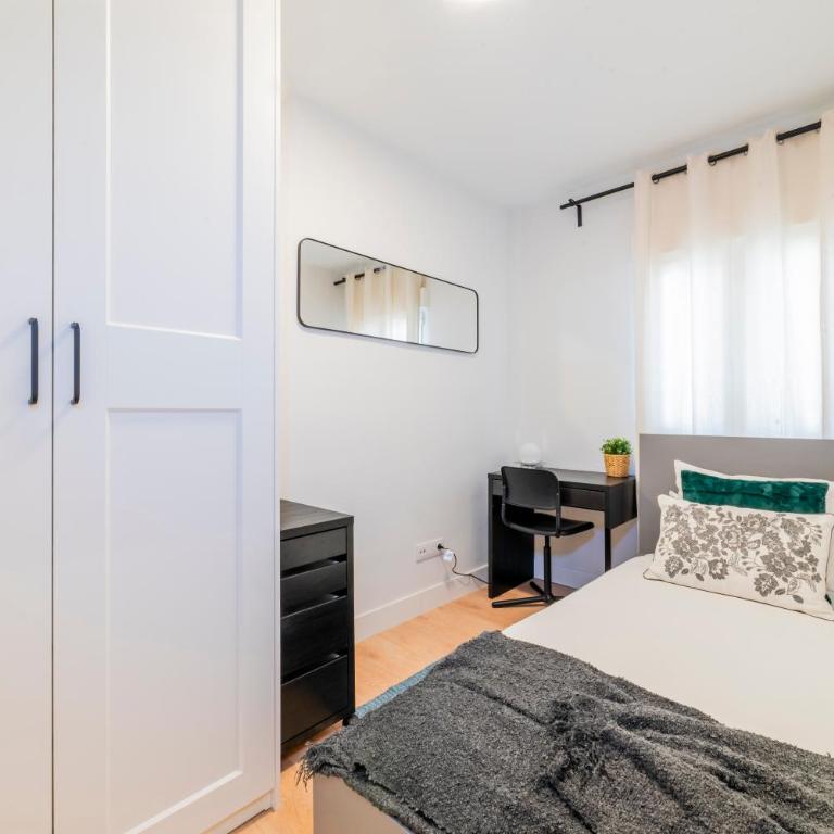 JetSet by Edsam - Three-Bedroom Apartment - 21