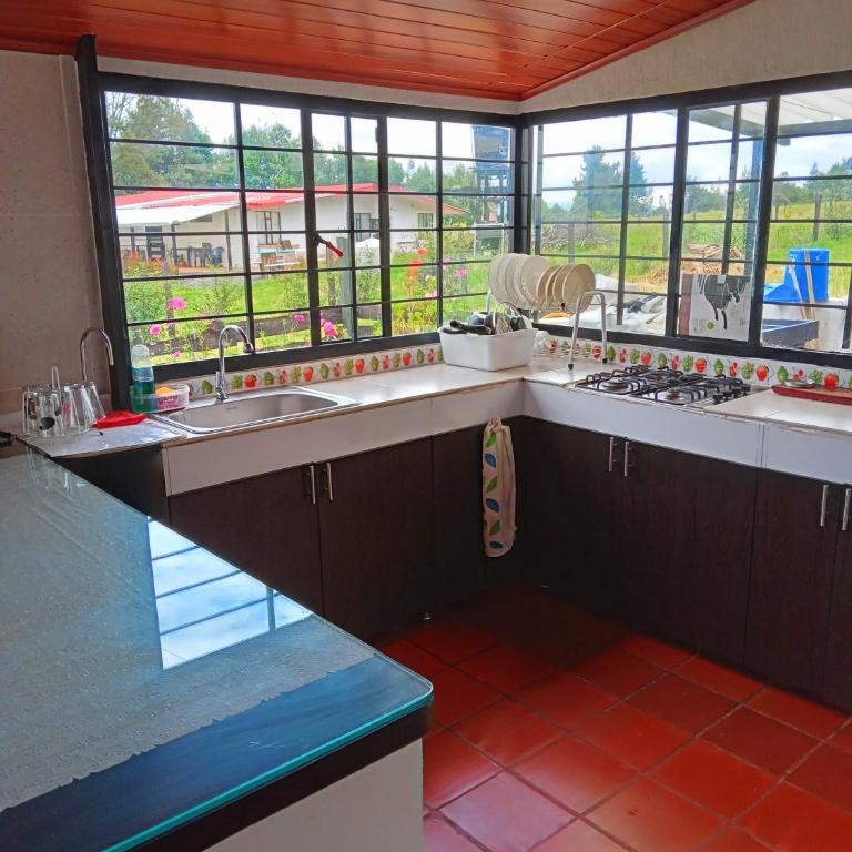 Casa Campo La Milagrosa - Two-Bedroom House - 14