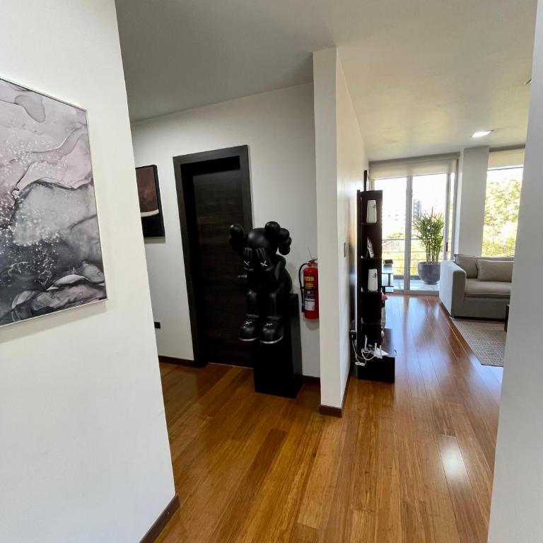 Maravilloso departamento con moto electricá - Apartamento de 2 dormitorios - 8