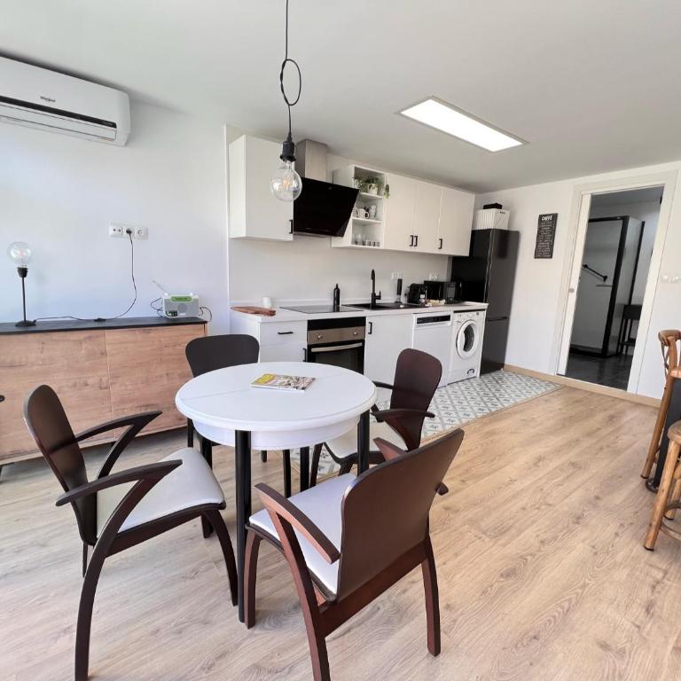 La Bella escondida Piscina Campo de golf solarium y parking en centro historico - Apartamento de 1 dormitorio - 8