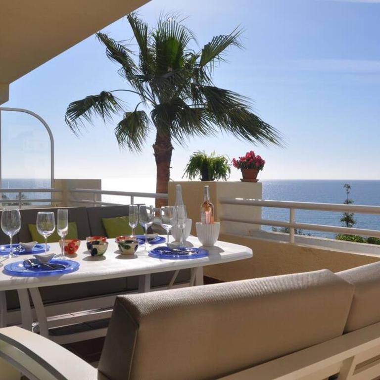 Spectacular 3 bedrooms Sea Views apartment - Apartamento de 3 dormitorios - 65