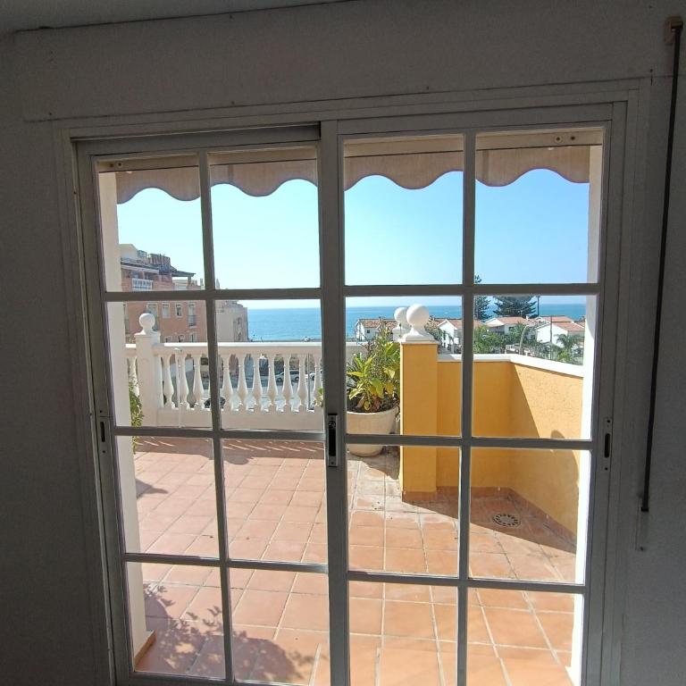 LOVELY PENTHOUSE in front of the beach with free parking - Apartamento de 2 dormitorios - 17