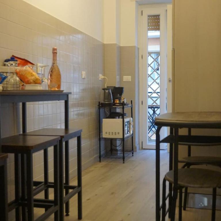 Vatican Fashion Home - Three-Bedroom Apartment - 70