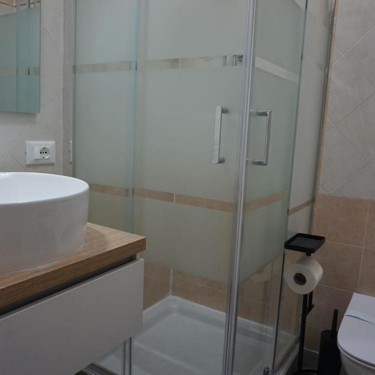 Vatican Fashion Home - Three-Bedroom Apartment - 86