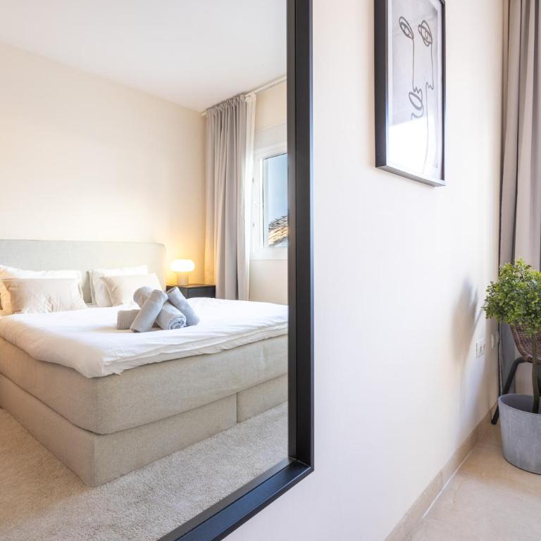 Top floor spacious apartment with sea views in Costalita - Two-Bedroom Apartment - 12