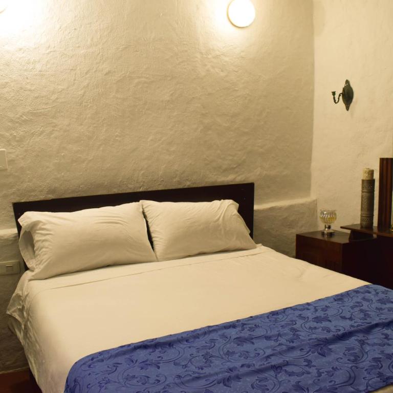 HOTEL CHORRO DE LUZ - Standard Double Room - 12