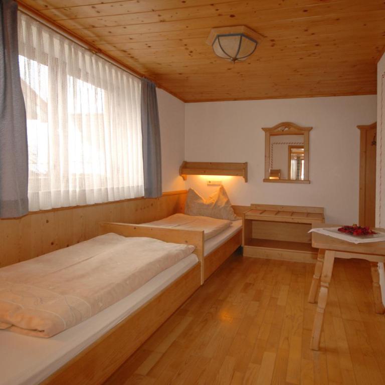 Frühstücks- & Apartmenthaus Maislau - Apartment mit 2 Schlafzimmern - 1