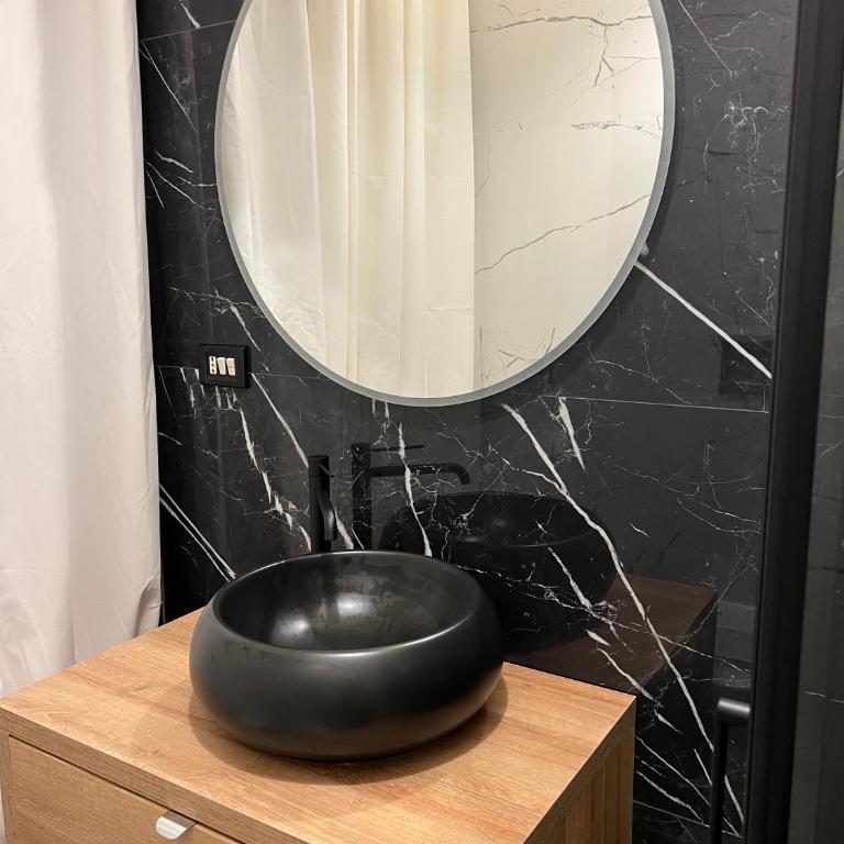 Luxury Suite Rialto - One-Bedroom Apartment - 6