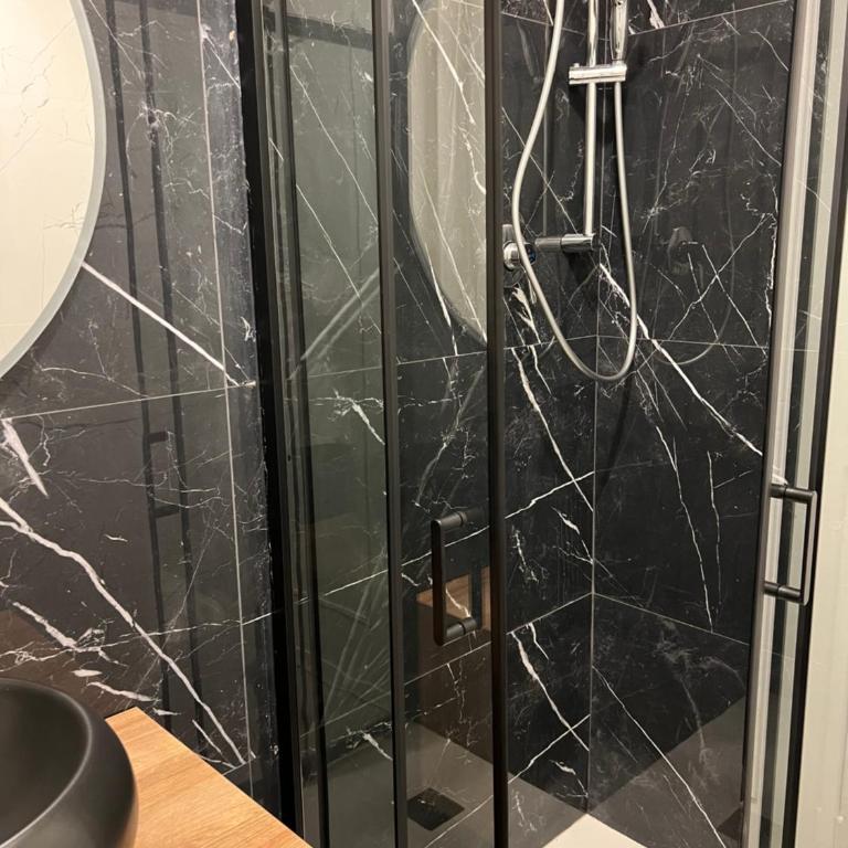 Luxury Suite Rialto - One-Bedroom Apartment - 8