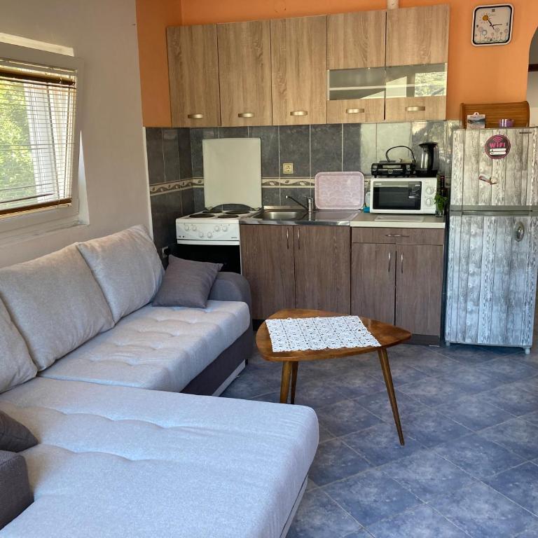 Bay Mola Aparts - Apartment with Sea View - 6