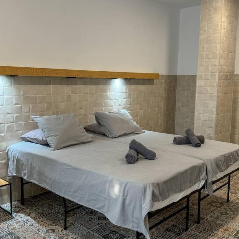 Apartamentos La Ruta - Triple Room with Terrace - 10