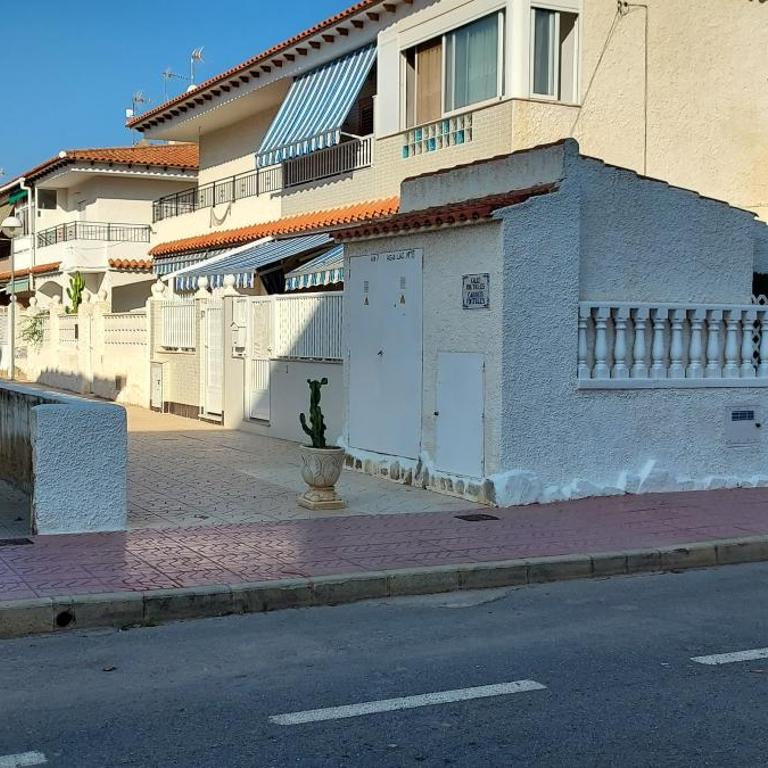 Bungalow Fontilles 3 en Santa Pola - Apartamento de 2 dormitorios - 46