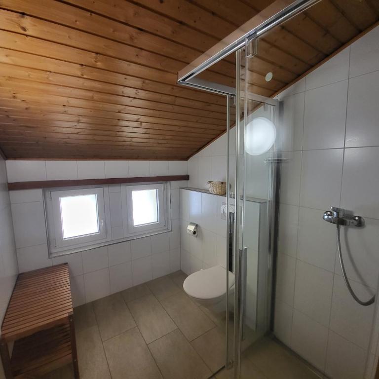 Pension Heino - Dreibettzimmer - 1