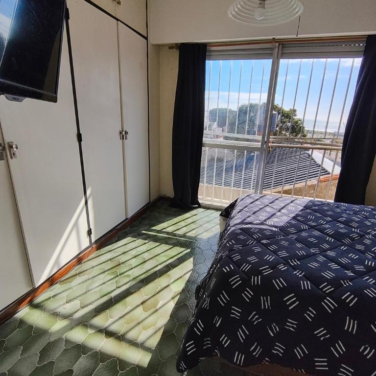 Vista al mar, parrilla y garage! - Apartamento de 2 dormitorios - 8