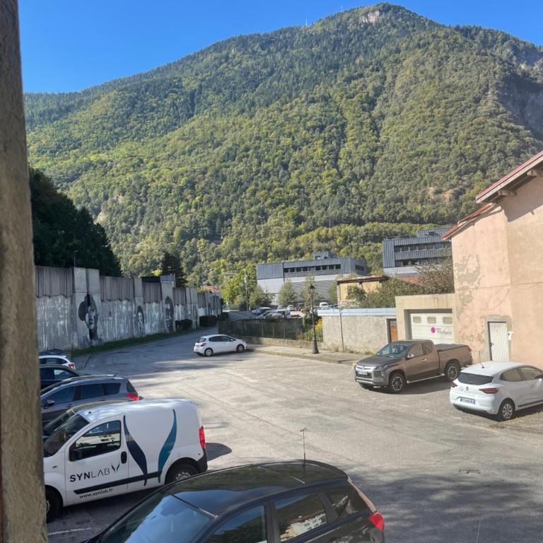la Montagnette les marmottes STUDIO maison en travaux de 10h a 17h - Appartement 1 Chambre - 14