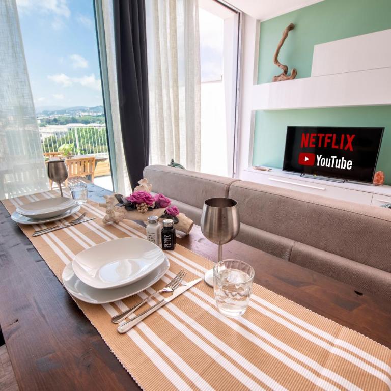 Attico 36 e 49 con terrazza vista mare e parcheggio grande - One-Bedroom Apartment with Sea View and Terrace - 22