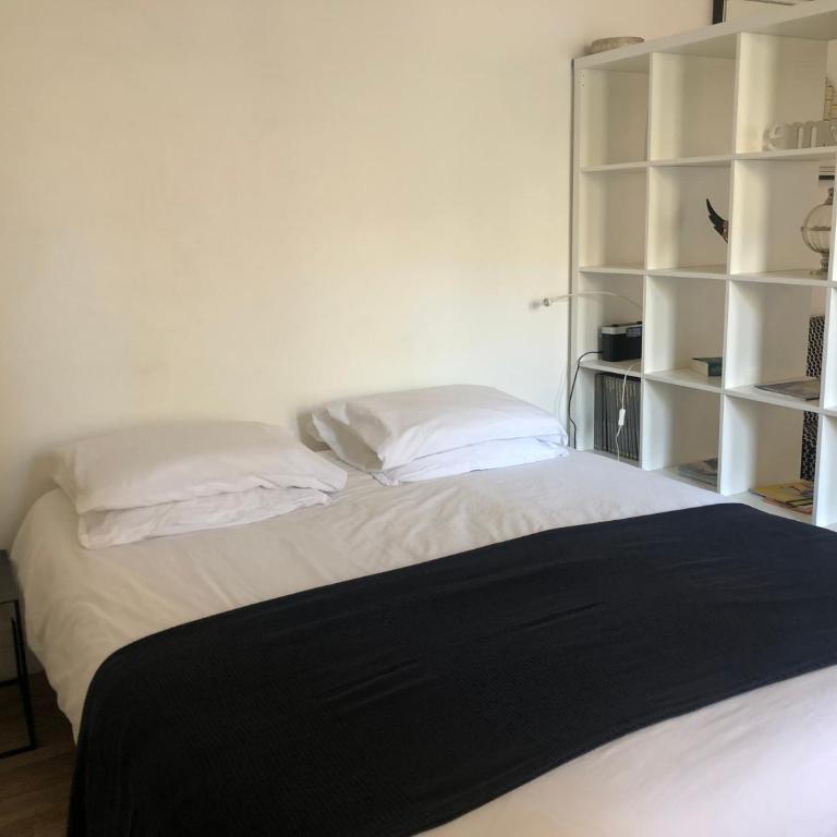 LE NID DES HALLES, Centre Reims, Boulingrin - Studio Lit Queen-Size - 18