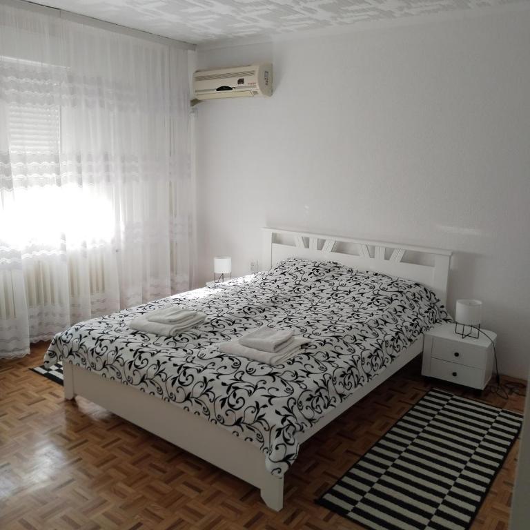 Kaja - One-Bedroom Apartment - 11