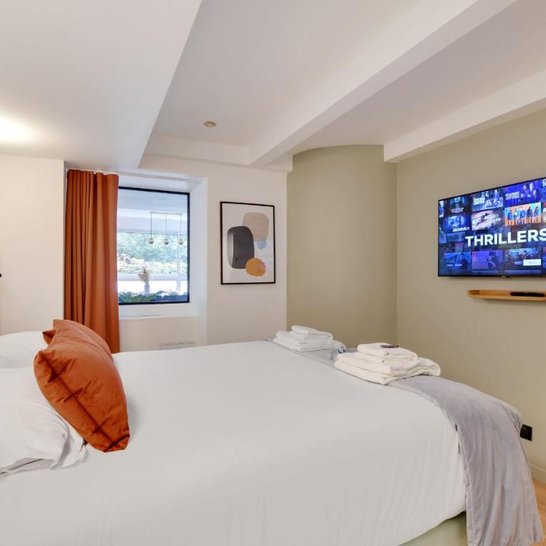 Incroyable appartement - 3BR-8P - Pl de la Nation - Appartement - 17