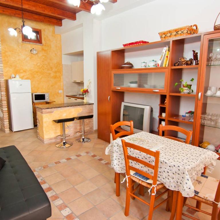 Apusentu - Appartamento con 2 Camere da Letto - 1