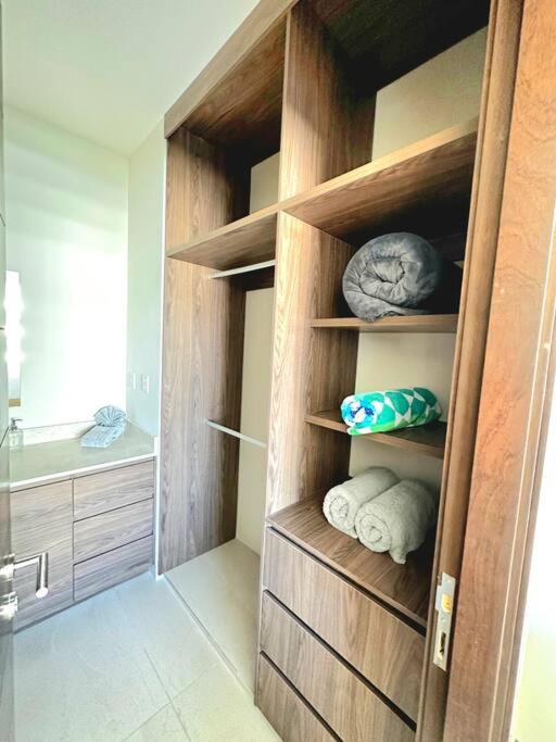 Charming 3 bedroom apt minutes from the beach - Apartamento de 3 dormitorios - 9