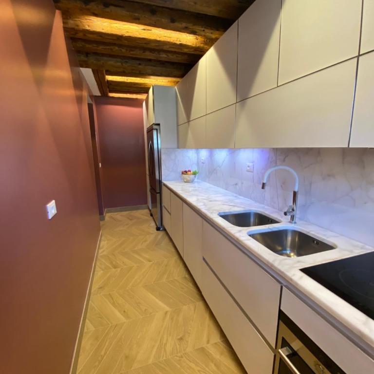 Dimora Contarini Charm Apartment on Grand Canal - One-Bedroom Apartment - 15