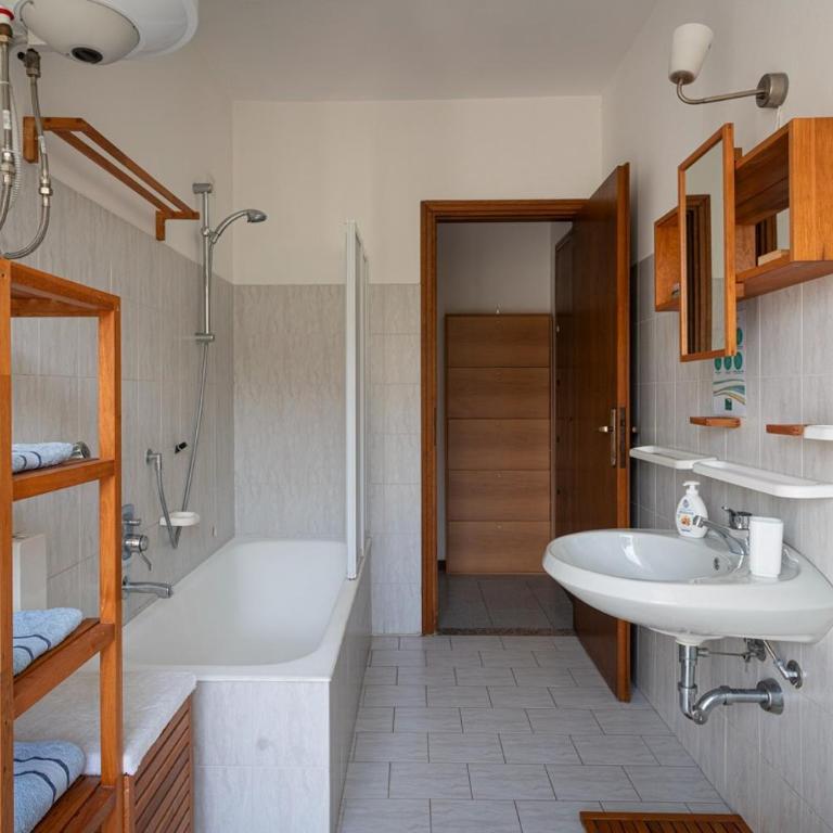 Apartments Bellagio - Appartamento con 1 Camera da Letto e Balcone - 2