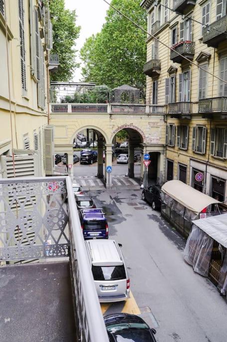 Casa Anna - spacious apartment in Turin center and Porta Nuova station - Appartamento con 2 Camere da Letto - 16