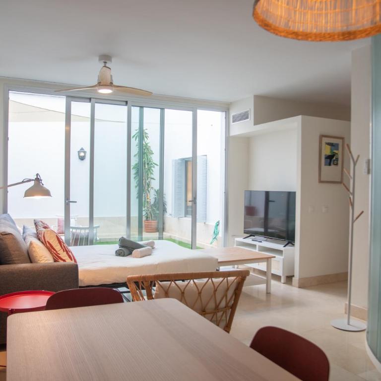 Tentudia Charming Apartments with Private Roof-Top or Patio in San Bernardo By OCityzen - Apartamento - Planta baja - 8