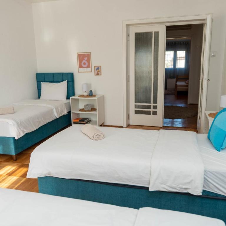 Sweet House Parlament - Three-Bedroom Apartment - 31