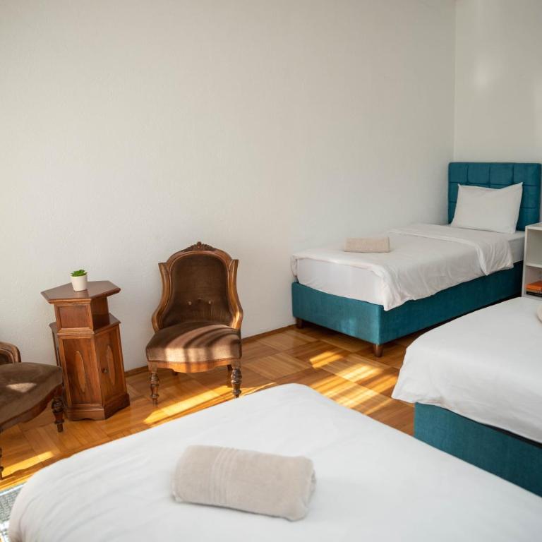 Sweet House Parlament - Three-Bedroom Apartment - 27